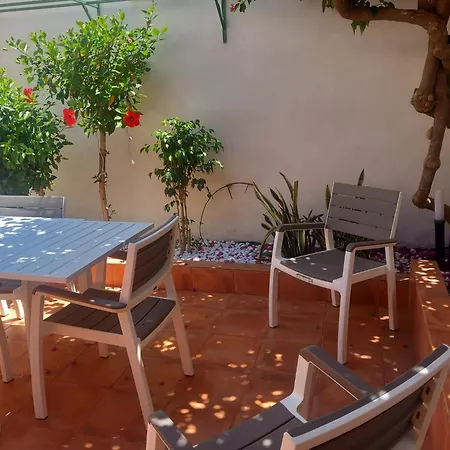 펜션 Casa Corte Fiorita 산비토로카포